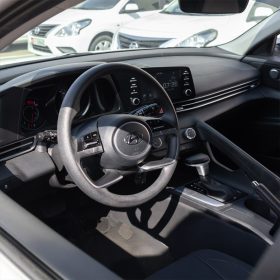 Hyundai Elantra 2023