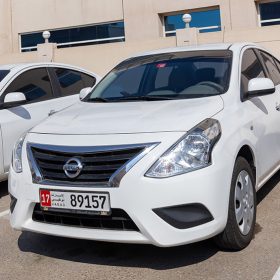 Nissan Sunny 2023