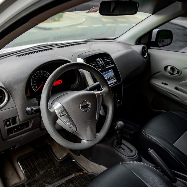 Nissan Sunny 2023
