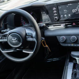 Hyundai Elantra 2023